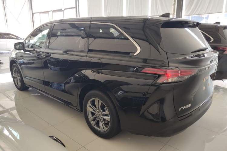 Used Toyota SIENNA 2026 Model 2.5L Dual-Engine Two-Wheel-Drive Comfort Edition Rear Left 45 Deg