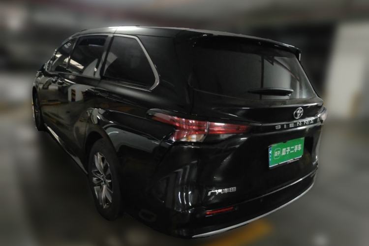 Used Toyota SIENNA 2026 Model 2.5L Dual-Engine Four-Wheel-Drive Luxury Edition Rear Left 45 Deg