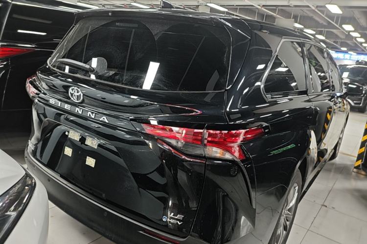 Used Toyota SIENNA 2026 Model 2.5L Dual-Engine Two-Wheel-Drive Comfort Edition Rear Right 45 Deg