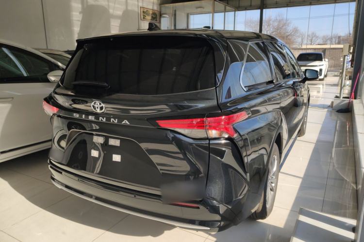Used Toyota SIENNA 2026 Model 2.5L Dual-Engine Four-Wheel-Drive Prestige Edition Rear Right 45 Deg