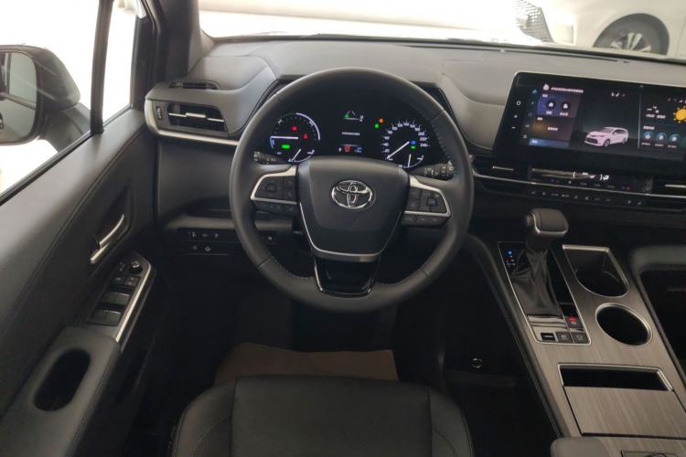Used Toyota SIENNA 2026 Model 2.5L Dual-Engine Four-Wheel-Drive Prestige Edition Steering Wheel