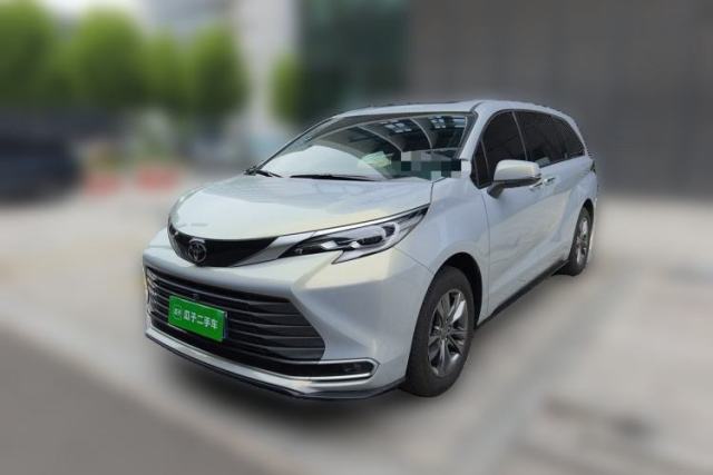 Used Toyota SIENNA 2026 Model 2.5L Dual-Engine Four-Wheel-Drive Premium Edition