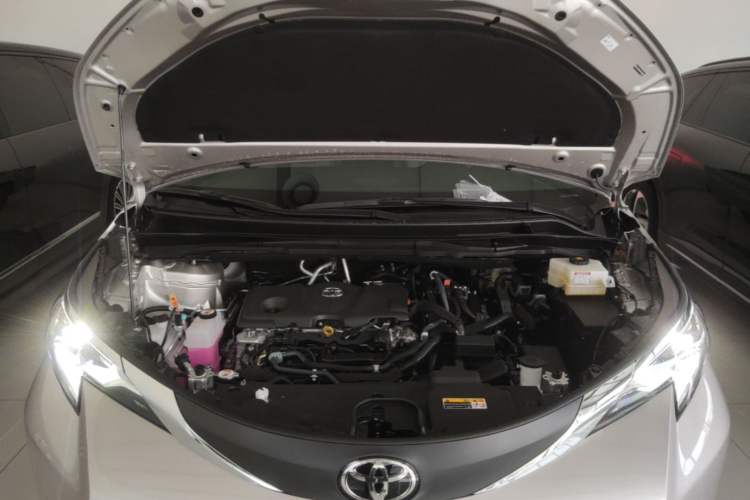 Used Toyota SIENNA 2026 Model 2.5L Dual-Engine Two-Wheel-Drive Comfort Edition Engine Bay