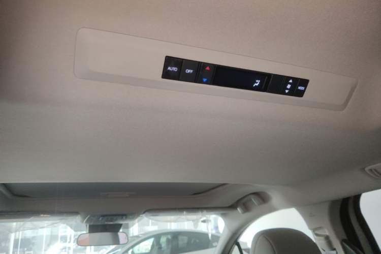Used Toyota SIENNA 2026 Model 2.5L Dual-Engine Two-Wheel-Drive Comfort Edition Headliner