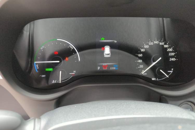 Used Toyota SIENNA 2026 Model 2.5L Dual-Engine Four-Wheel-Drive Premium Edition Instrument Cluster