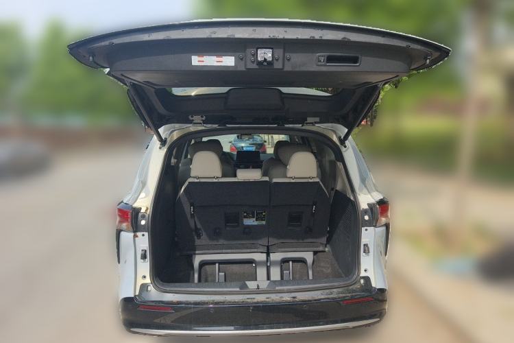 Used Toyota SIENNA 2026 Model 2.5L Dual-Engine Two-Wheel-Drive Premium Prestige Edition Trunk