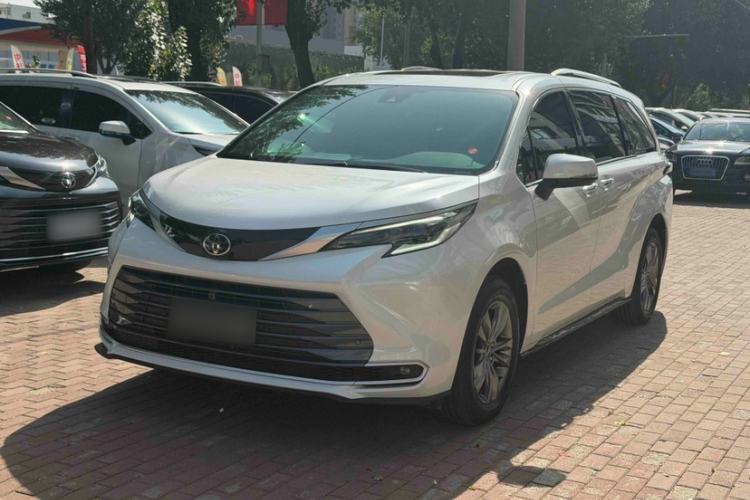 Toyota SIENNA 2026 Model 2.5L Dual-Engine Four-Wheel-Drive Prestige Edition