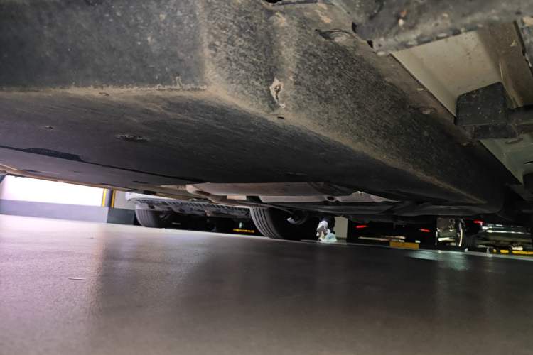 Used Toyota SIENNA 2026 Model 2.5L Dual-Engine Two-Wheel-Drive Comfort Edition Chassis Front Left
