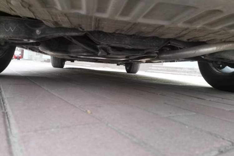 Used Toyota SIENNA 2026 Model 2.5L Dual-Engine Two-Wheel-Drive Comfort Edition Chassis Rear
