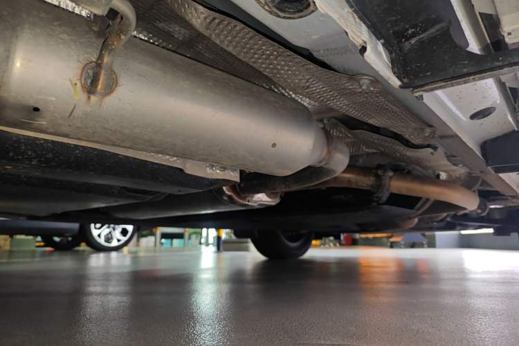 Used Toyota SIENNA 2026 Model 2.5L Dual-Engine Two-Wheel-Drive Comfort Edition Chassis Rear Right