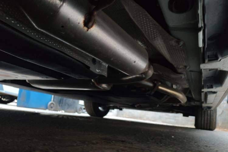 Used Toyota SIENNA 2026 Model 2.5L Dual-Engine Four-Wheel-Drive Prestige Edition Chassis Rear Right