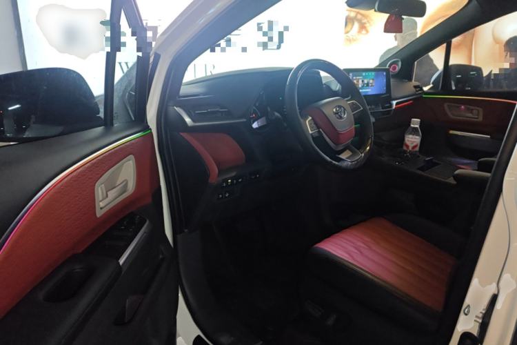 Used Toyota SIENNA 2026 Model 2.5L Dual-Engine Two-Wheel-Drive Comfort Edition Driver Seat