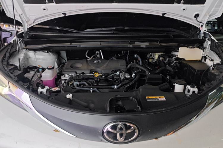 Used Toyota SIENNA 2026 Model 2.5L Dual-Engine Two-Wheel-Drive Comfort Edition Engine Bay
