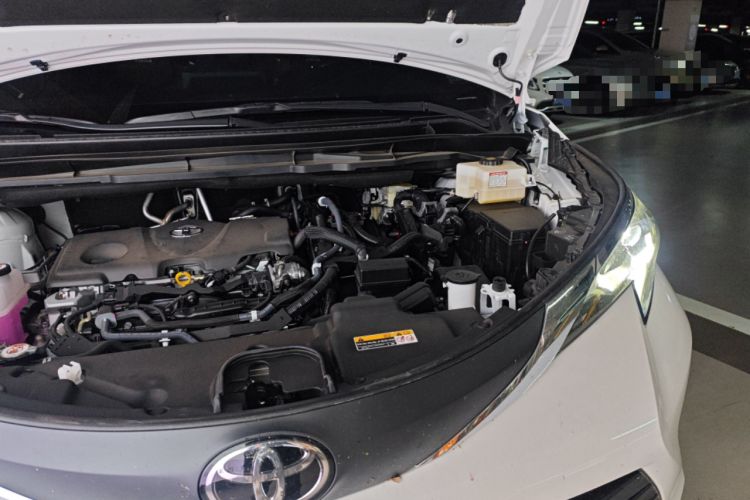 Used Toyota SIENNA 2026 Model 2.5L Dual-Engine Two-Wheel-Drive Comfort Edition Engine Bay Left