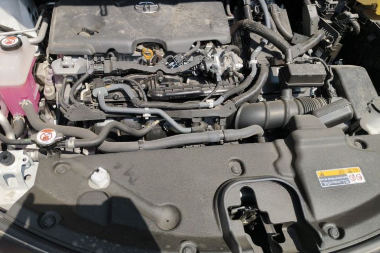 Used Toyota SIENNA 2026 Model 2.5L Dual-Engine Two-Wheel-Drive Comfort Edition Engine Bay