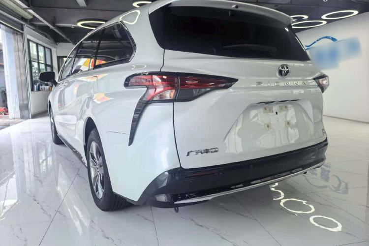 Used Toyota SIENNA 2026 Model 2.5L Dual-Engine Two-Wheel-Drive Luxury Edition Exterior 7