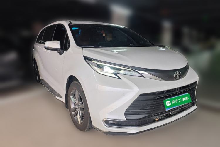 Used Toyota SIENNA 2026 Model 2.5L Dual-Engine Two-Wheel-Drive Comfort Edition Front Right 45 Deg