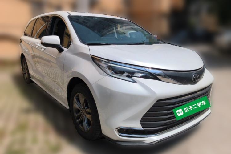 Used Toyota SIENNA 2026 Model 2.5L Dual-Engine Two-Wheel-Drive Comfort Edition Front Right 45 Deg