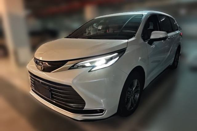 Used Toyota SIENNA 2026 Model 2.5L Dual-Engine Four-Wheel-Drive Prestige Edition