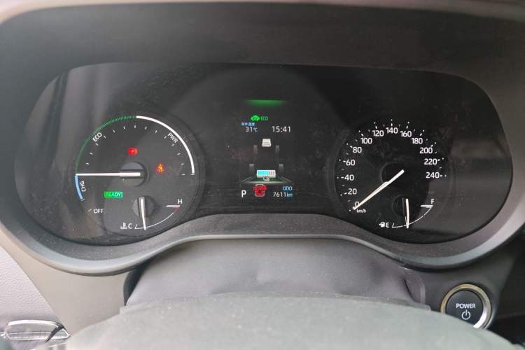 Used Toyota SIENNA 2026 Model 2.5L Dual-Engine Four-Wheel-Drive Luxury Edition Instrument Cluster