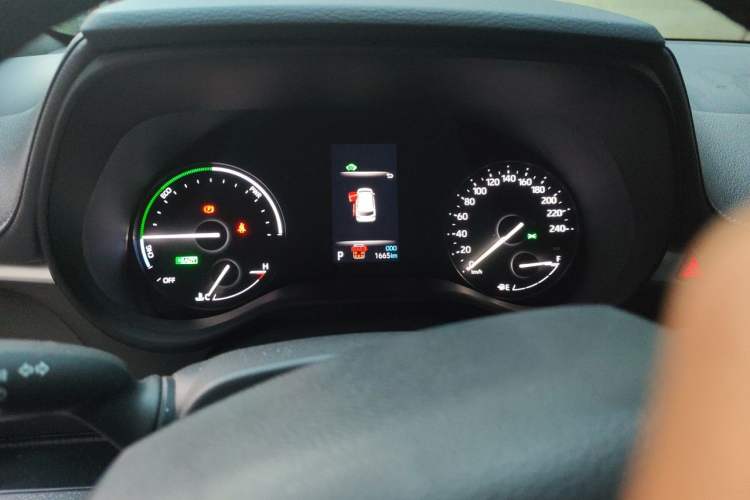 Used Toyota SIENNA 2026 Model 2.5L Dual-Engine Four-Wheel-Drive Prestige Edition Instrument Cluster