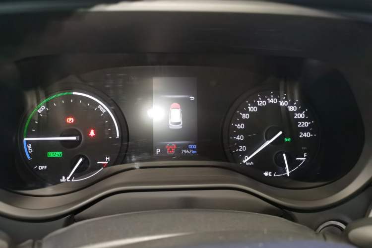 Used Toyota SIENNA 2026 Model 2.5L Dual-Engine Four-Wheel-Drive Prestige Edition Instrument Cluster