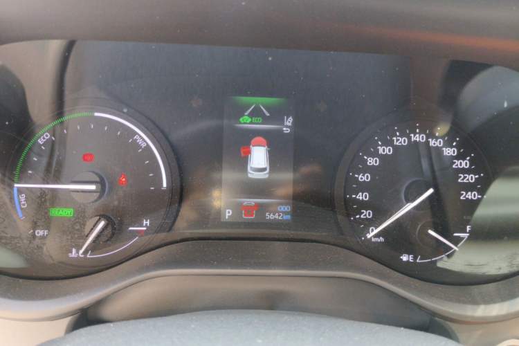 Used Toyota SIENNA 2026 Model 2.5L Dual-Engine Two-Wheel-Drive Comfort Edition Instrument Cluster