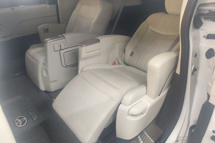 Used Toyota SIENNA 2026 Model 2.5L Dual-Engine Two-Wheel-Drive Premium Prestige Edition Left Rear Seat