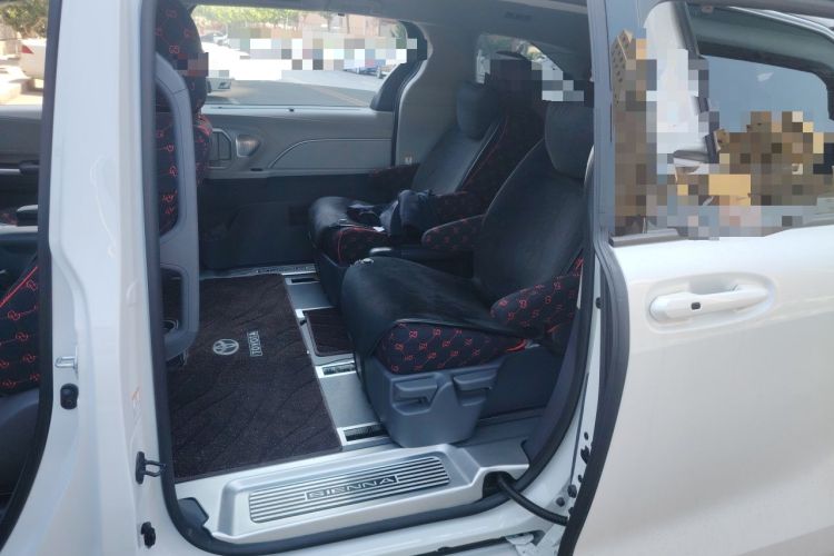 Used Toyota SIENNA 2026 Model 2.5L Dual-Engine Two-Wheel-Drive Comfort Edition Left Rear Seat