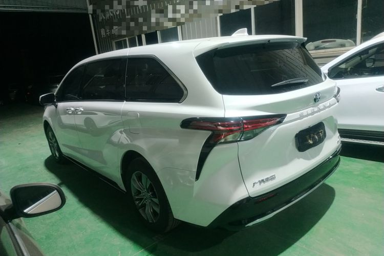 Used Toyota SIENNA 2026 Model 2.5L Dual-Engine Four-Wheel-Drive Prestige Edition Left Side