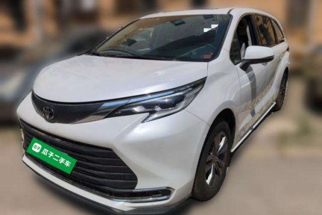 Used Toyota SIENNA 2026 Model 2.5L Dual-Engine Two-Wheel-Drive Comfort Edition