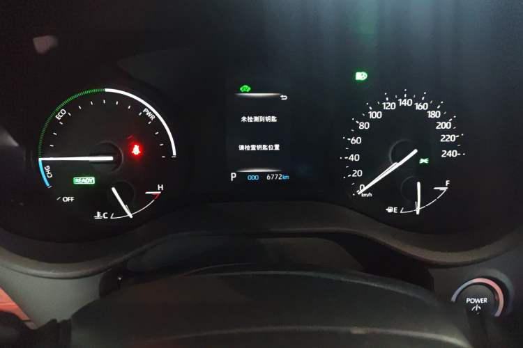 Used Toyota SIENNA 2026 Model 2.5L Dual-Engine Two-Wheel-Drive Comfort Edition Odometer Close Up
