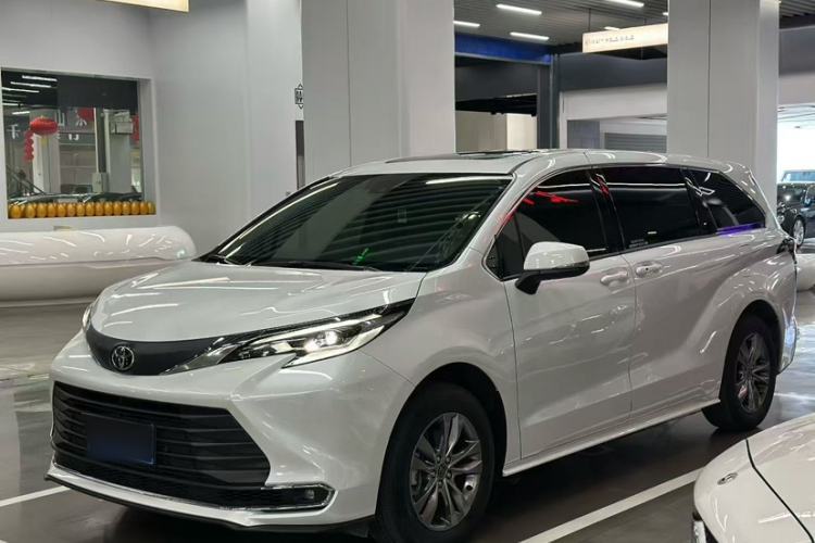 Used Toyota SIENNA 2026 Model 2.5L Dual-Engine Two-Wheel-Drive Comfort Edition Guazi used car, China used car export, Used car for sale, Used  cars, Cheapest cars for sale