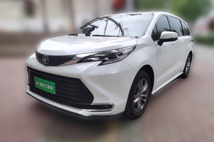 Used Toyota SIENNA 2026 Model 2.5L Dual-Engine Two-Wheel-Drive Comfort Edition Guazi used car, China used car export, Used car for sale, Used cars, Cheapest cars for sale