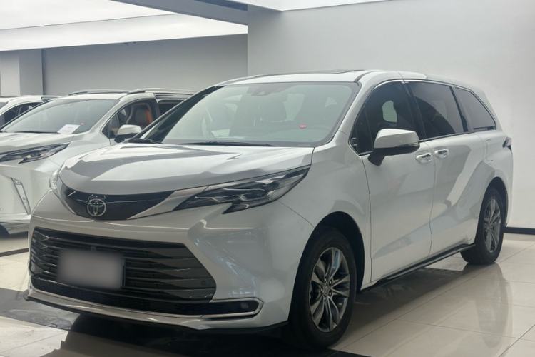 Toyota SIENNA 2026 Model 2.5L Dual-Engine Four-Wheel-Drive Prestige Edition