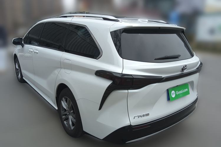 Used Toyota SIENNA 2026 Model 2.5L Dual-Engine Two-Wheel-Drive Comfort Edition Rear Left 45 Deg