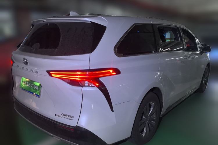 Used Toyota SIENNA 2026 Model 2.5L Dual-Engine Four-Wheel-Drive Prestige Edition Rear Right 45 Deg