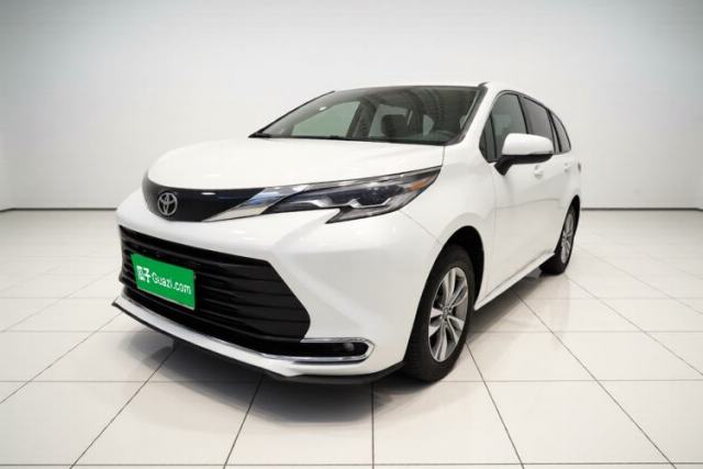 Used Toyota SIENNA 2026 Model 2.5L Dual-Engine Two-Wheel-Drive Comfort Edition