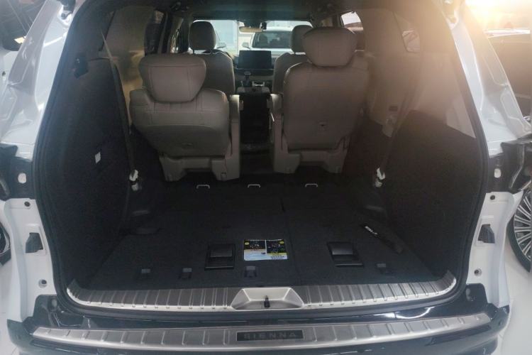 Used Toyota SIENNA 2026 Model 2.5L Dual-Engine Two-Wheel-Drive Premium Prestige Edition Trunk