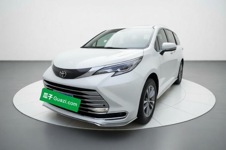 Toyota SIENNA 2026 Model 2.5L Dual-Engine Two-Wheel-Drive Comfort Edition