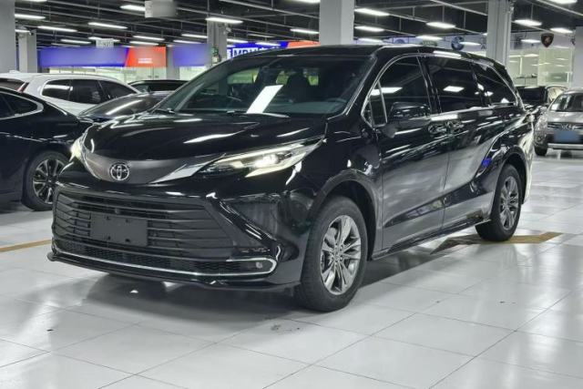 Used Toyota SIENNA 2027 Model 2.5L Dual-Engine Two-Wheel-Drive Comfort Edition