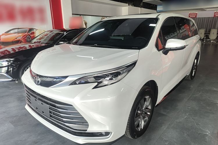 Toyota SIENNA 2027 Model 2.5L Dual-Engine All-Wheel-Drive Luxury Edition