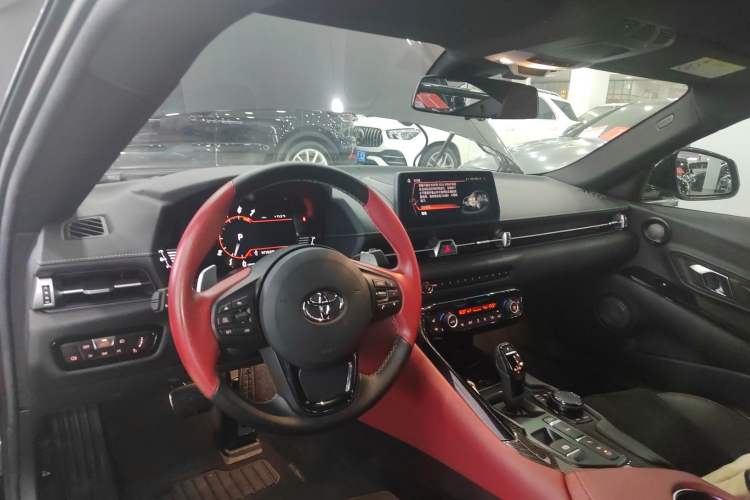 Used Toyota SUPRA 2021 GR SUPRA 3.0T Standard Model Center Console