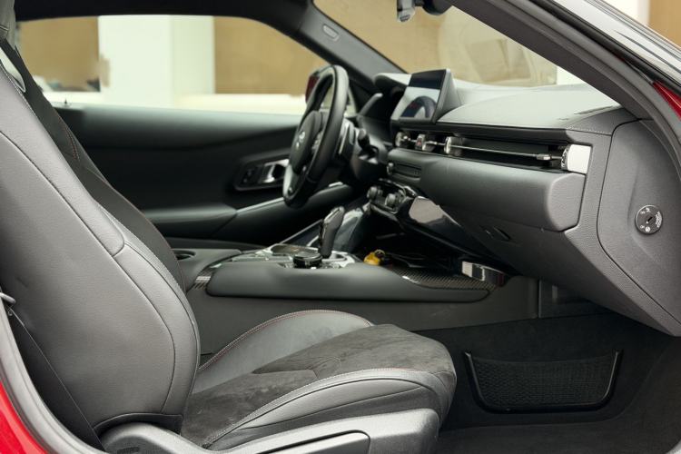 Used Toyota SUPRA 2022 GR SUPRA 3.0T Standard Model Interior 3