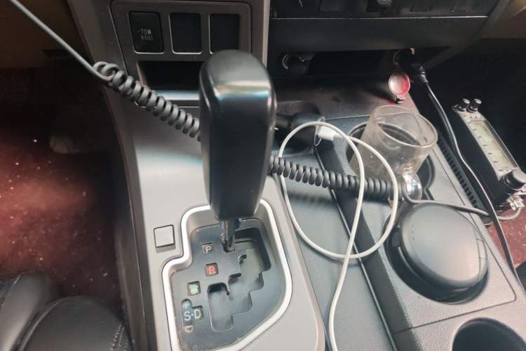 Used Toyota Tundra 2011 5.7 Standard Edition Gear Lever