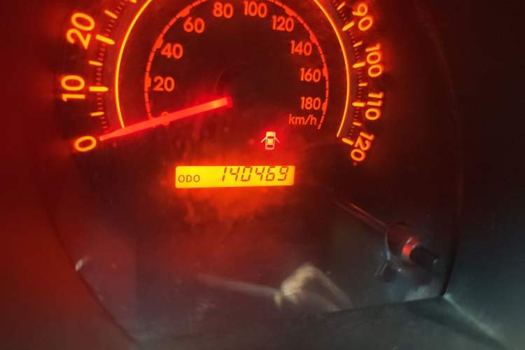 Used Toyota Tundra 2011 5.7 Standard Edition Odometer Close Up