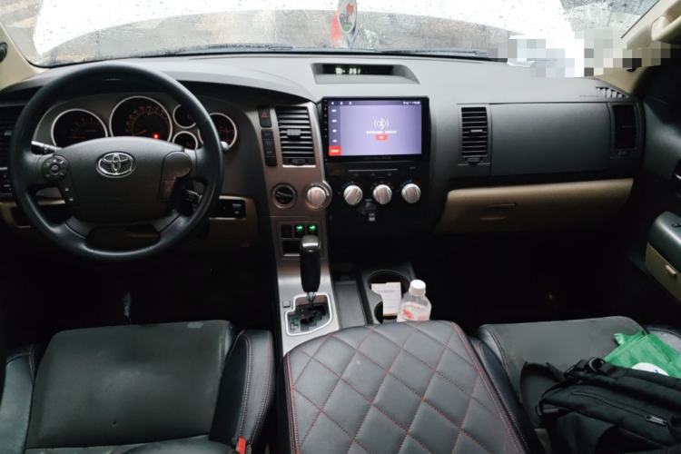 Used Toyota Tundra  Center Console