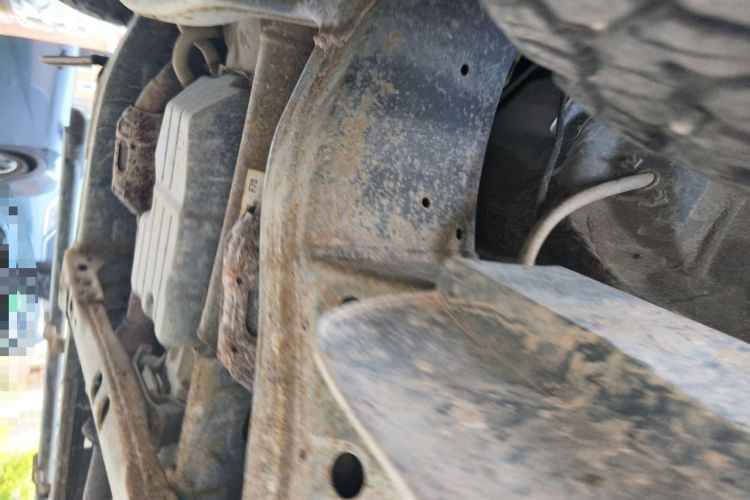 Used Toyota Tundra  Chassis Front Left