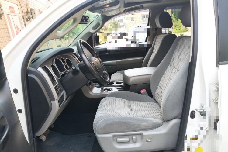Used Toyota Tundra  Driver Seat