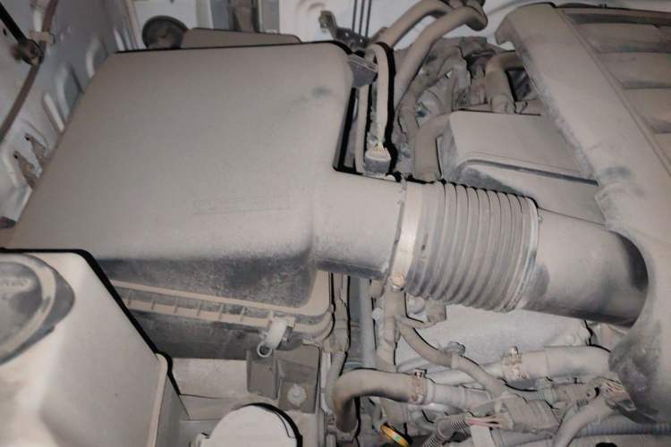 Used Toyota Tundra  Engine Bay Right